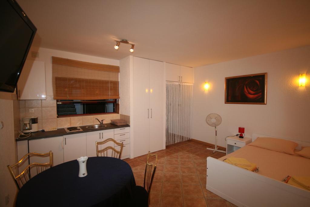 Apartments Agape Цриквеница Экстерьер фото